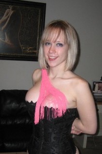 , 23  female escort, klamathfalls